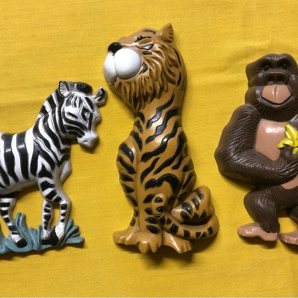 Vintage Burwood Plastic Zoo Animal Wall Decor Set Kids Room Tiger Gorilla Zebra